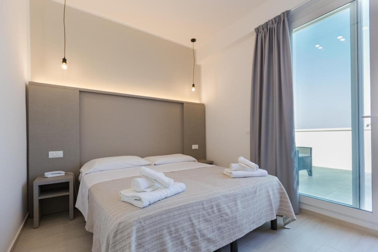 Hotel Altamarea Misano Adriatico Extérieur photo